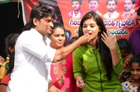 Yamini Bhaskar Birthday Celebrations 2016 Photos